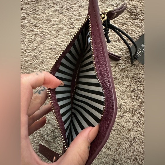 NWT: Hudson + Bleecker Travel Passport & Currency Holder - Picture 6 of 7